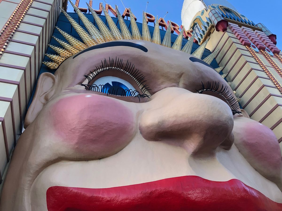 今回の旅はゆるめの観光と現地民並みに普通の街ぶらするぞぉ！
とりあえずTh...