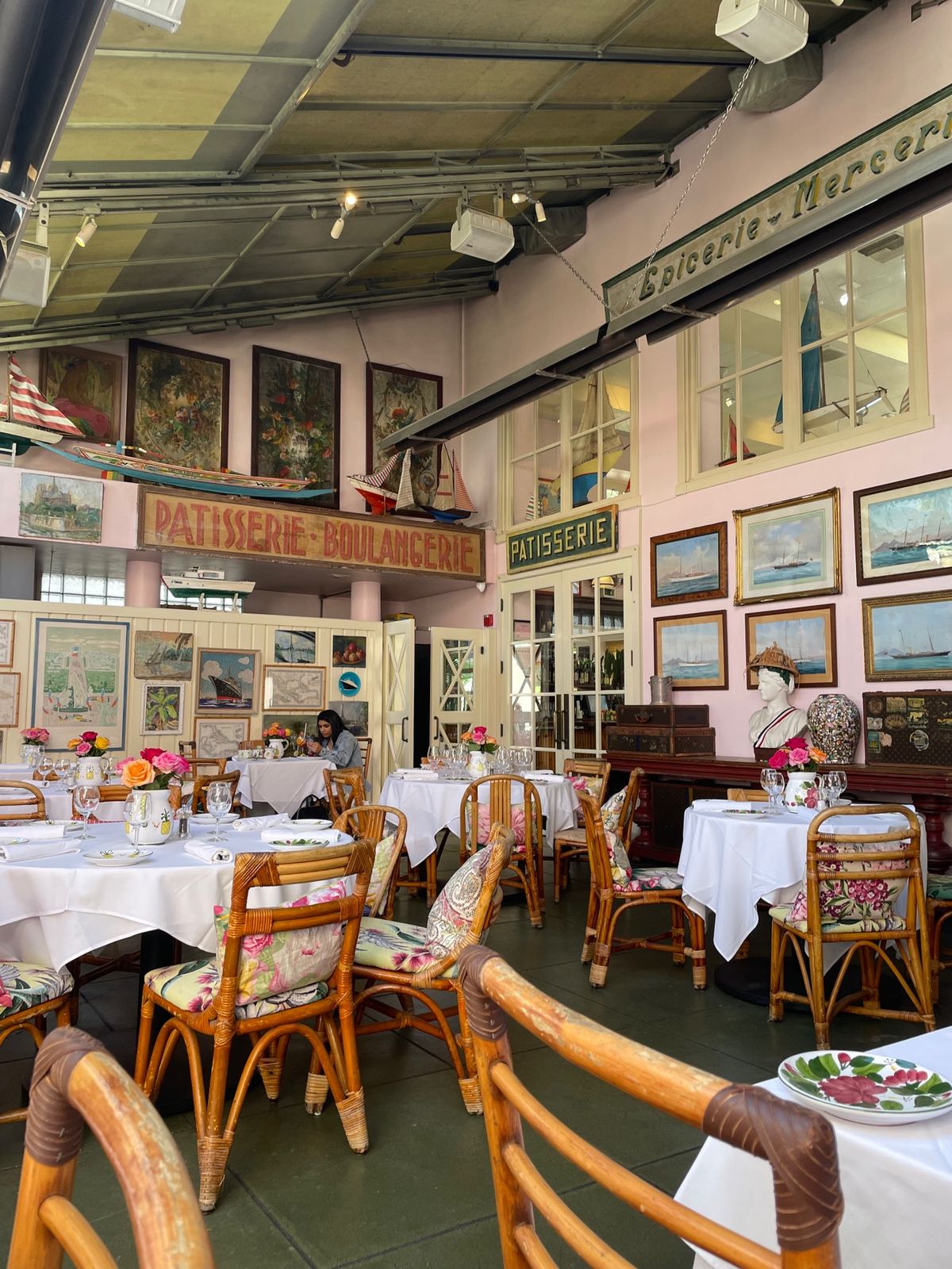 サンタモニカで、話題のトレジョ
Ivy at the Shoreはめちゃく...