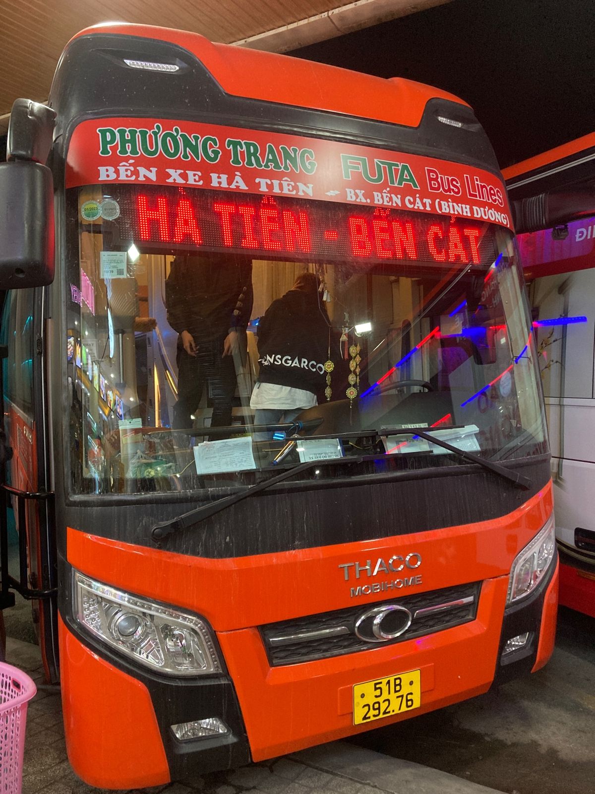 1日目は成田からホーチミン経由でメコンデルタ西部、タイ湾(シャム湾)の港町...