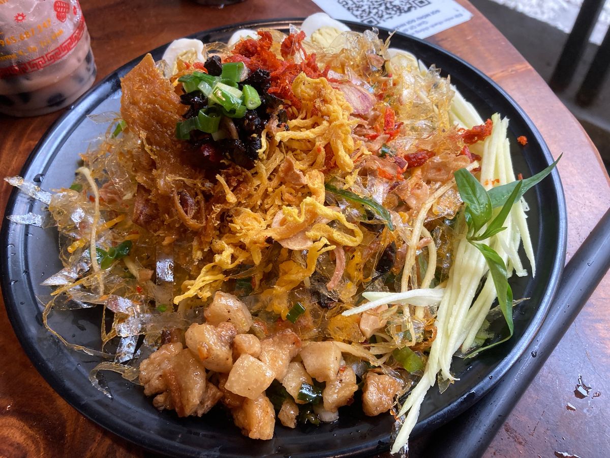 タピオカミルクティー(trà sữa truyền thống)、混ぜライ...