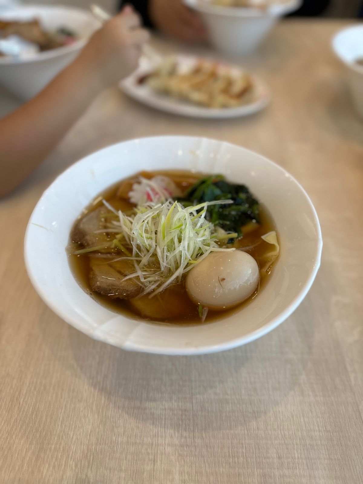 朝9時30分頃￼東京を出発し、11時ごろに佐野サービスエリアでお昼ご飯。
...