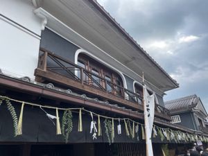 帰りはおはらい町のすし久へ。久しぶりにてこね寿司をいただきました。