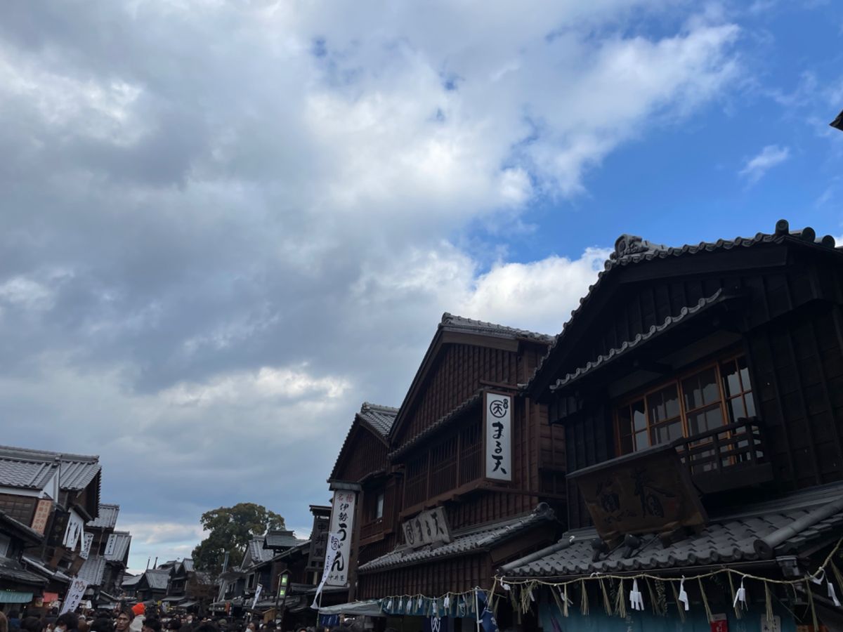 三が日おはらい町、おかげ横丁も賑わっていました。