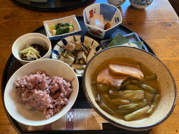 日本・沖縄県「沖縄旅行」の写真：むじぬ汁といなむどぅち定食
毎朝食べたい...