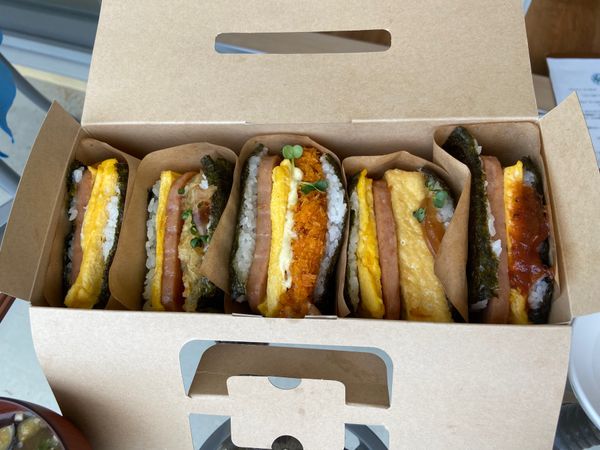 日本・沖縄県「沖縄旅行」の写真：pork tamago onigiri ...