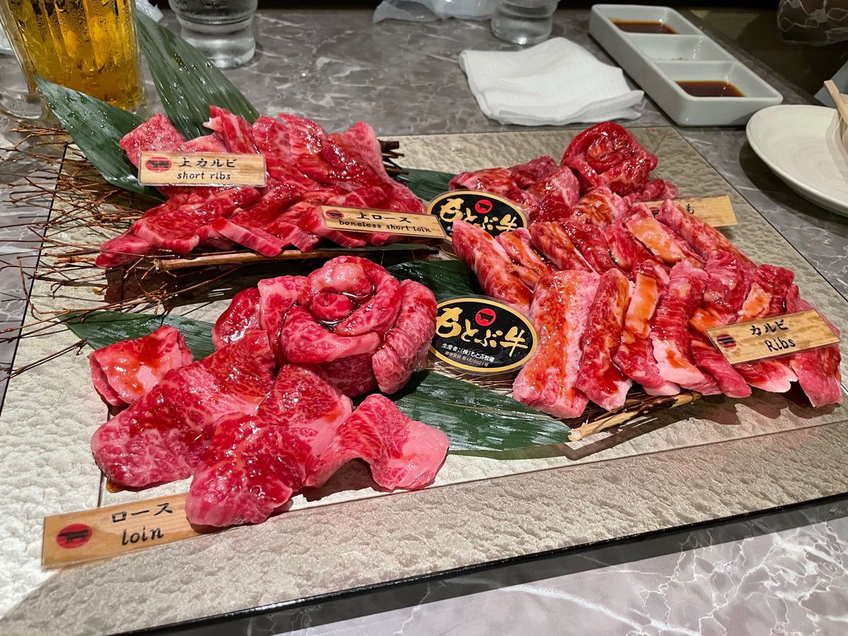 星野リゾートホテル泊まったの。
窓からの景色海も見えてサイコーだった💕

...