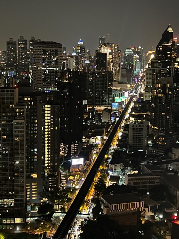 タイ・バンコク「コロナ禍のタイ」の写真：ホテルはマリオット。街を散策