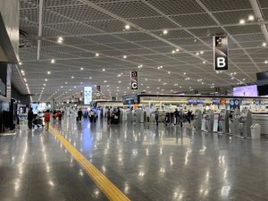 まずは成田空港第一ターミナル。何処かに行くわけではありませんが💦
閑散とし...