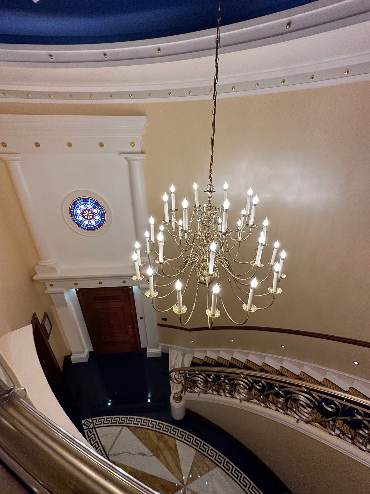 メゾネット170平米のお部屋は一人で泊まるには広すぎて無駄な感じでしたが、...