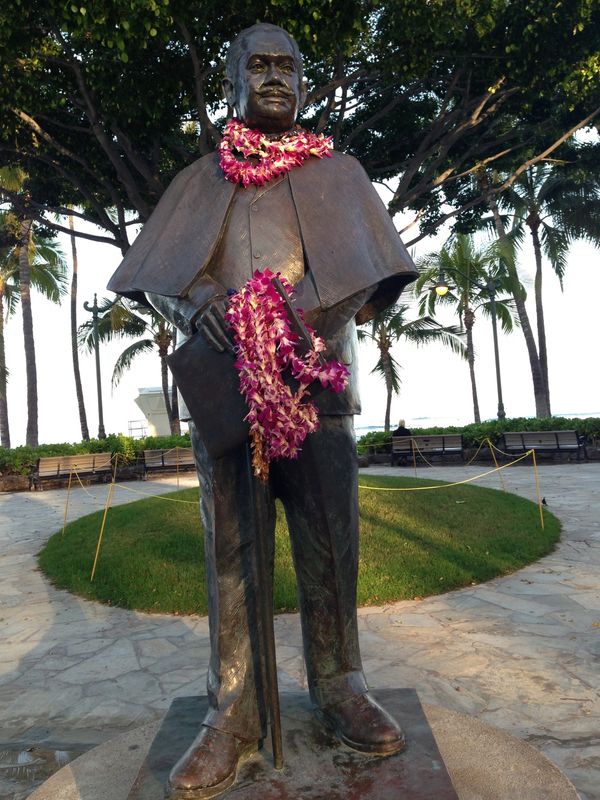 アメリカ(米国)・ホノルル「初ハワイ」の写真：ワイキキ　丸亀うどん　Eggs &#39;n T...