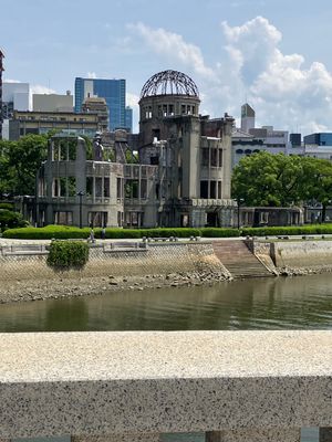 世界遺産の宮島の鳥居が修理中😭