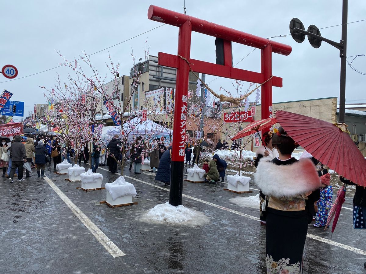 3日目
宿で美味しい朝食を頂いた後、仙北市から北上。
昼食は大館の元祖むら...