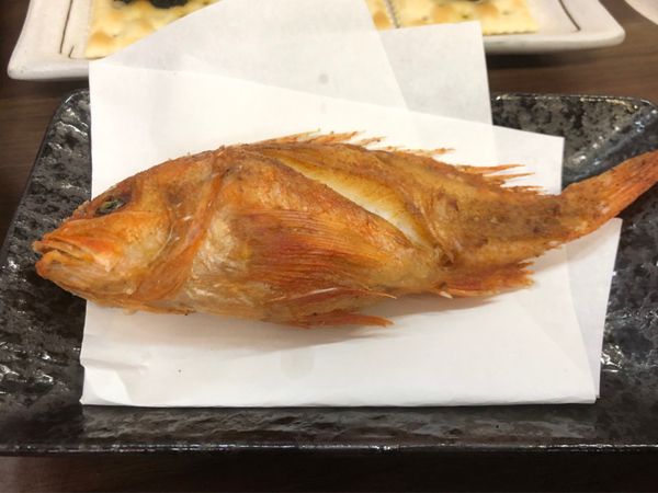 日本・千葉県「銚子一人旅　２回目」の写真：唐揚げ100円（極小）
日曜の朝食　浜め...