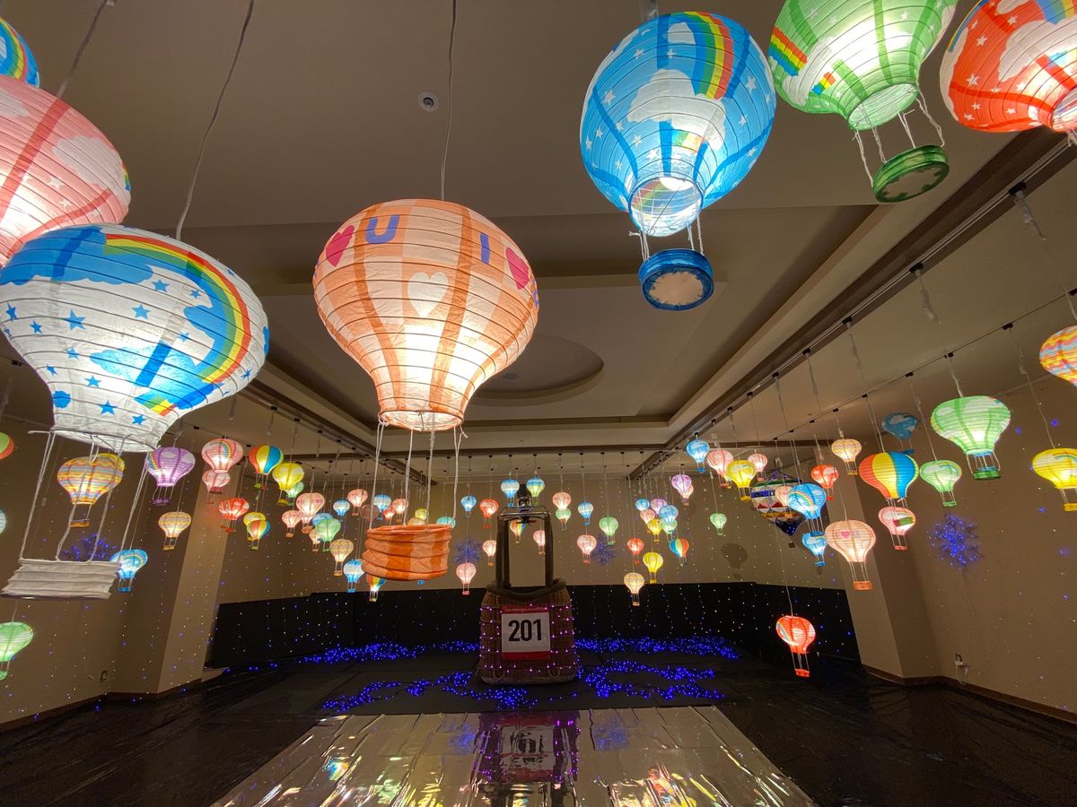 気球を見たかったけど、11月なので…
代わりに、佐賀バルーンミュージアムに...