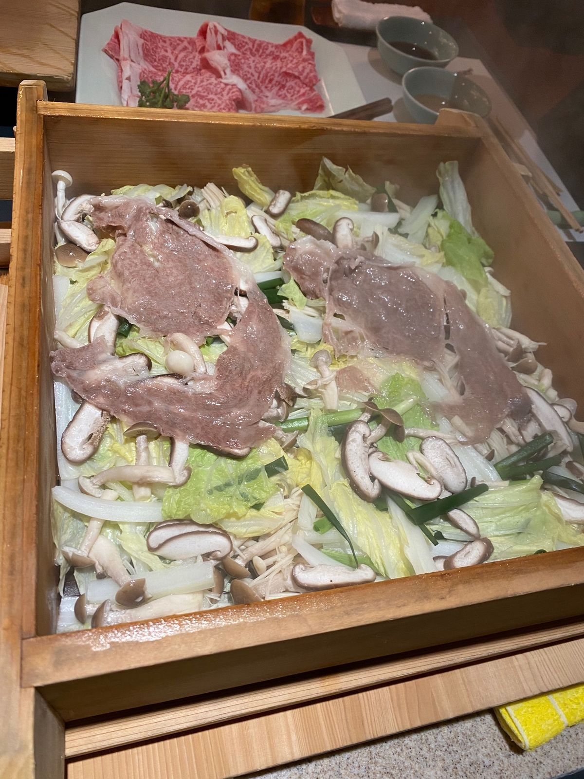 贅沢な料理をゆっくり味わって食べた！
美味しゅうございました♪