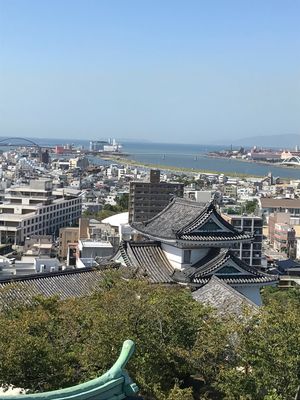 台風19号接近中
天気も良く和歌山城から淡路島も見えました😊
和歌山ラーメ...