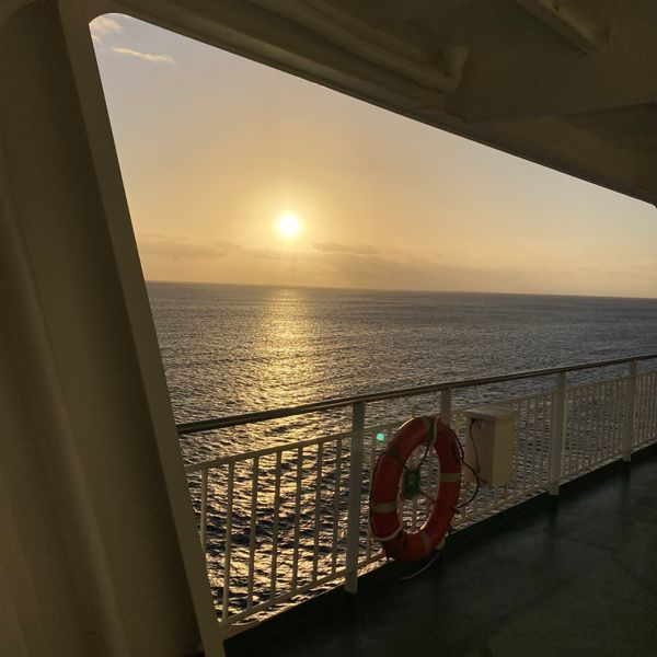 日本・沖縄県「那覇港〜鹿児島新港フェリー旅」の写真