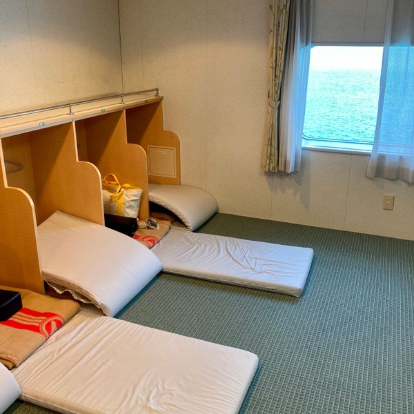 日本・沖縄県「本部港〜鹿児島フェリー旅」の写真