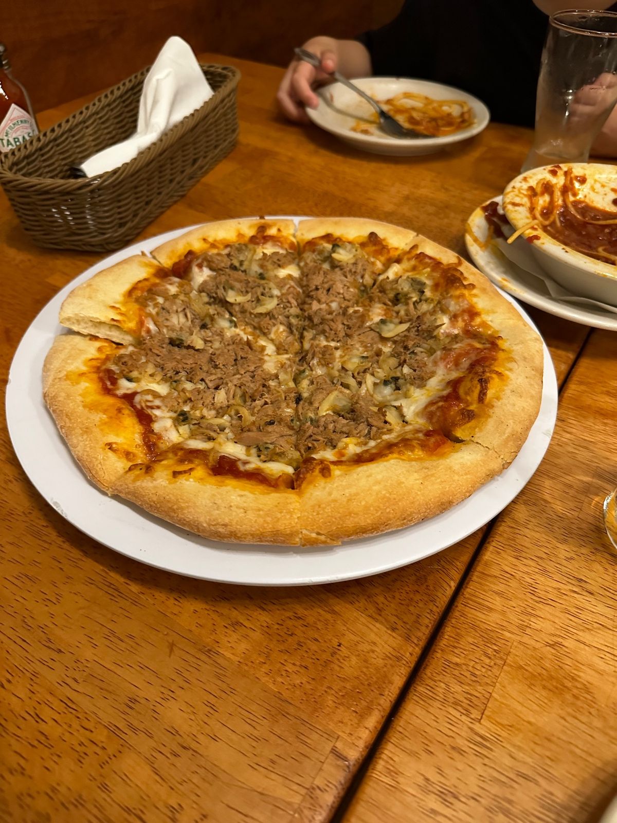 ホテルから10分ほどにある、日本でもよく見かけるカプリチョーザというイタリ...