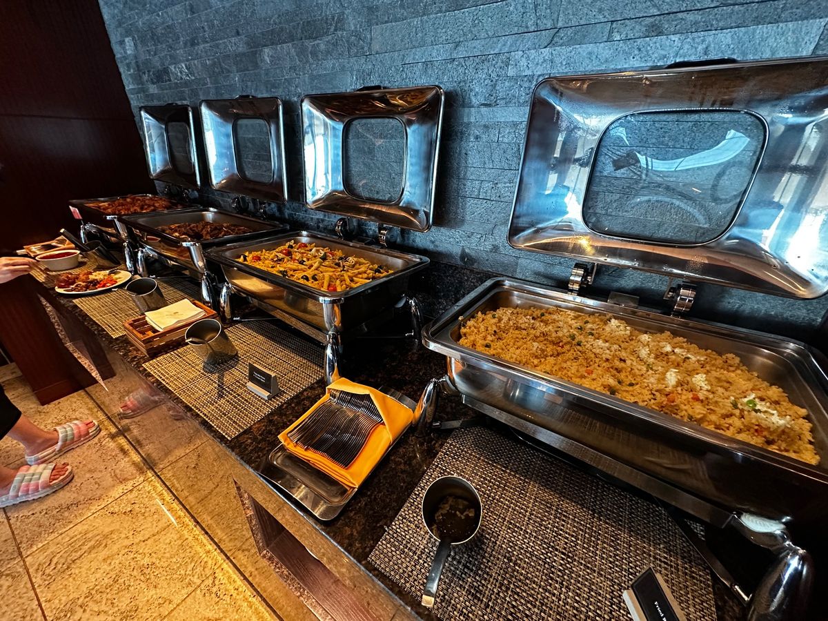 ツバキタワークラブラウンジの食事はこんな感じ！