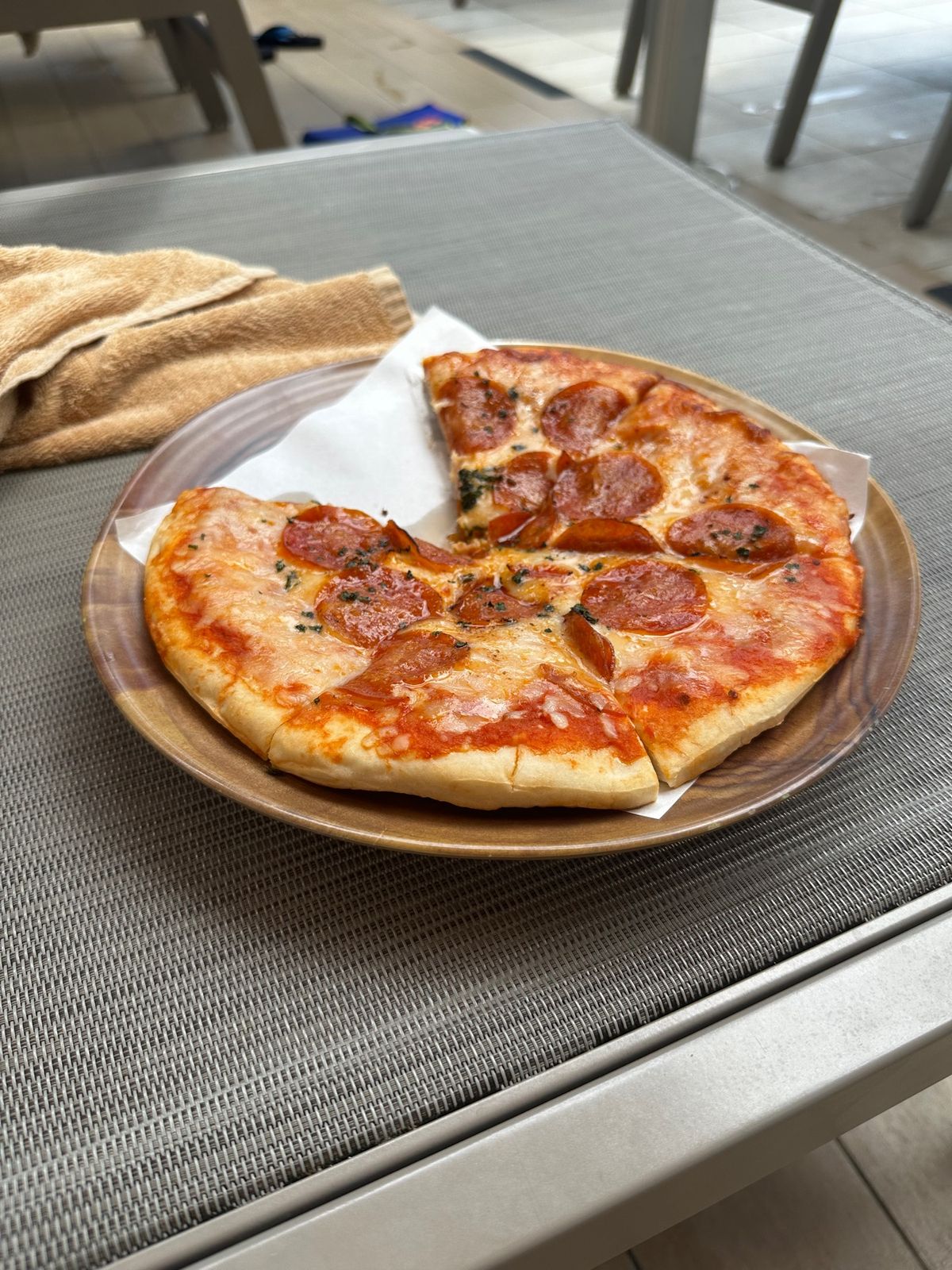 プールサイドでのフードドリンク
写真にないけどあんかけ焼きそばが美味しかっ...