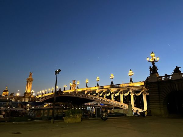 フランス・パリ「PAR🚃」の写真