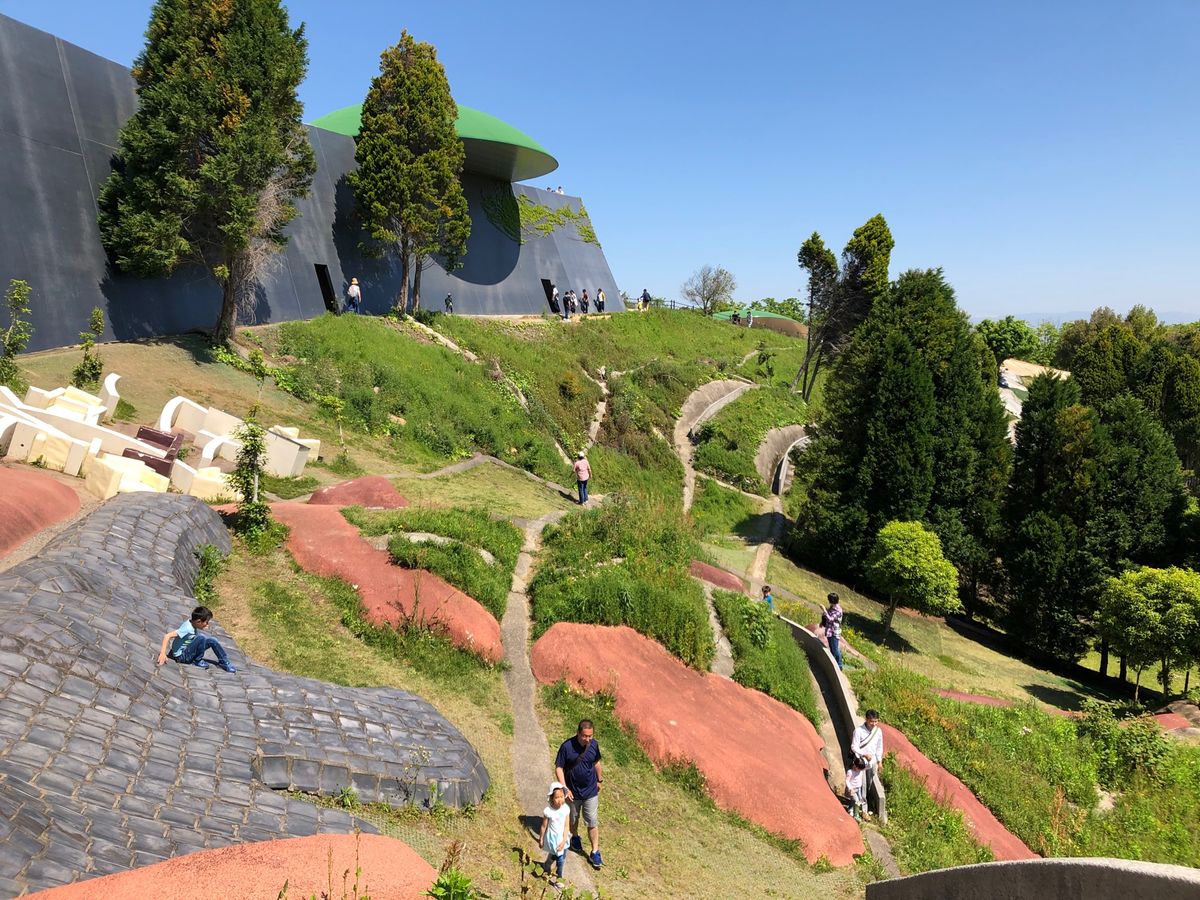 養老天命反転地。芸術ってよく分からない。