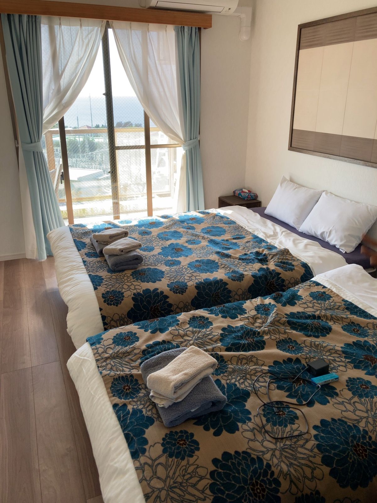 明日は美ら海水族館へ行くので本部町まで移動します🚗途中の道の駅許田に寄り、...