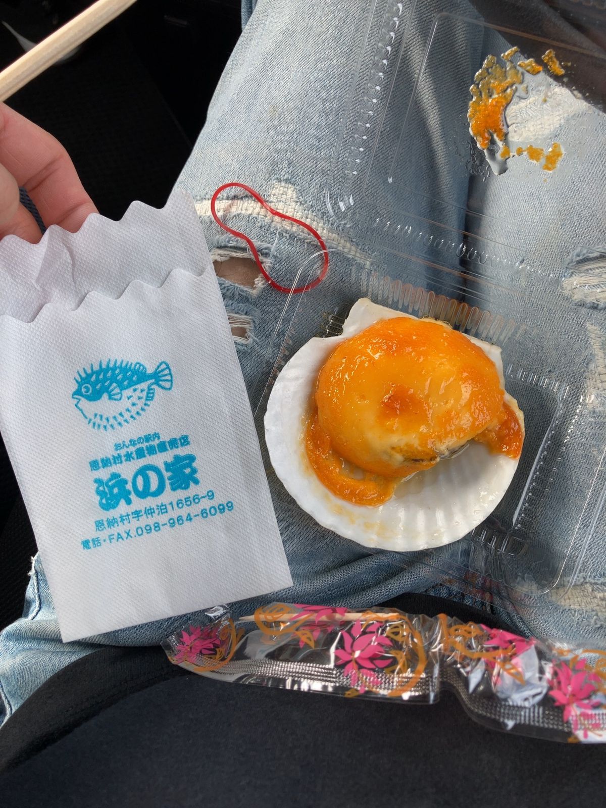 万座毛🌊
おんなの駅に寄り、本日の宿があるアメリカンビレッジに向かいます🇺🇸