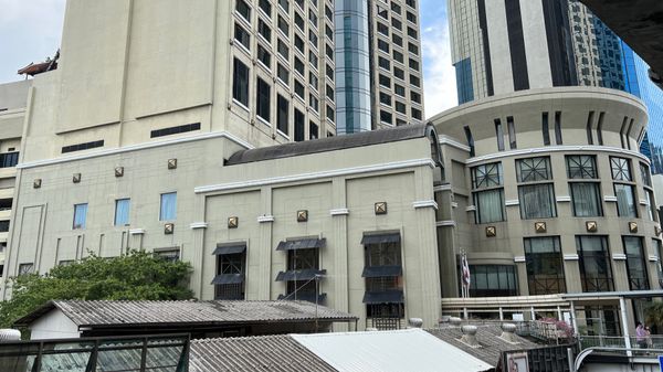 タイ・バンコク「タイ渡航前半」の写真：次のホテルはシェラトングランド・スクンビ...