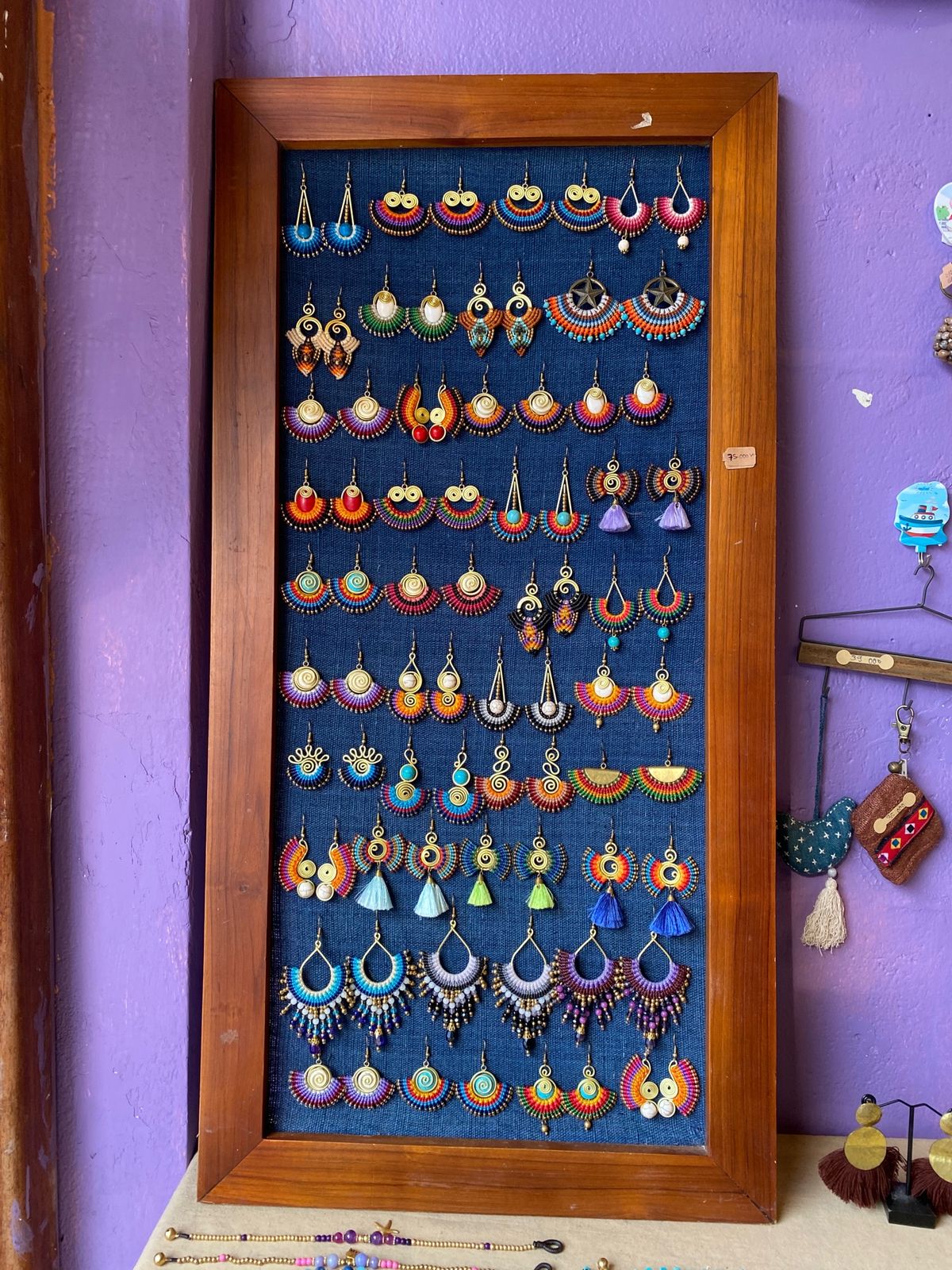 雑貨やアクセサリーが可愛くて見て回るだけでも楽しめる✨しかしそれを使いこな...