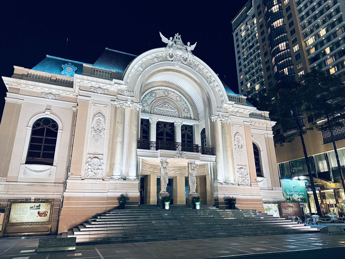 食べたいお店、つぶれてなかった💨💨
それでも閉まってるお店はまだまだあった...