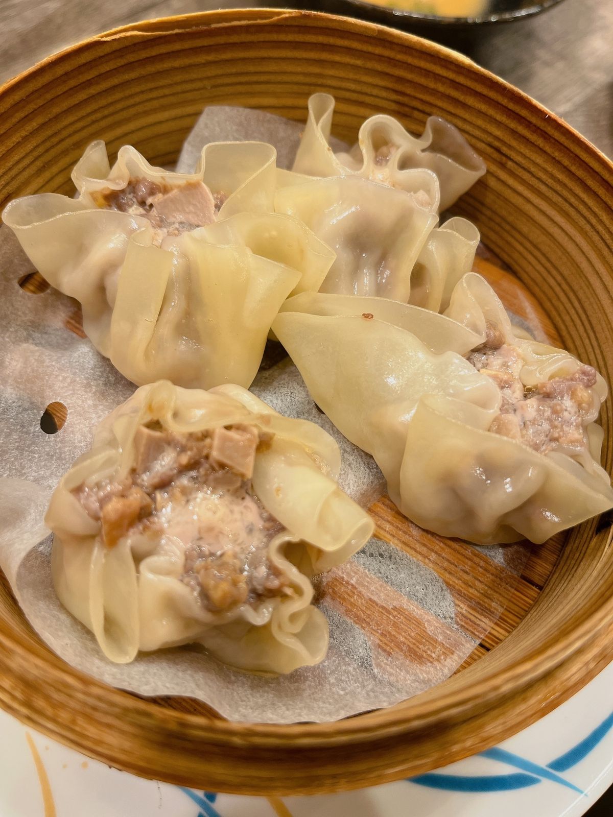 馬かもんの続き。
ホルモン味噌煮込み、馬焼売も美味しかった😋