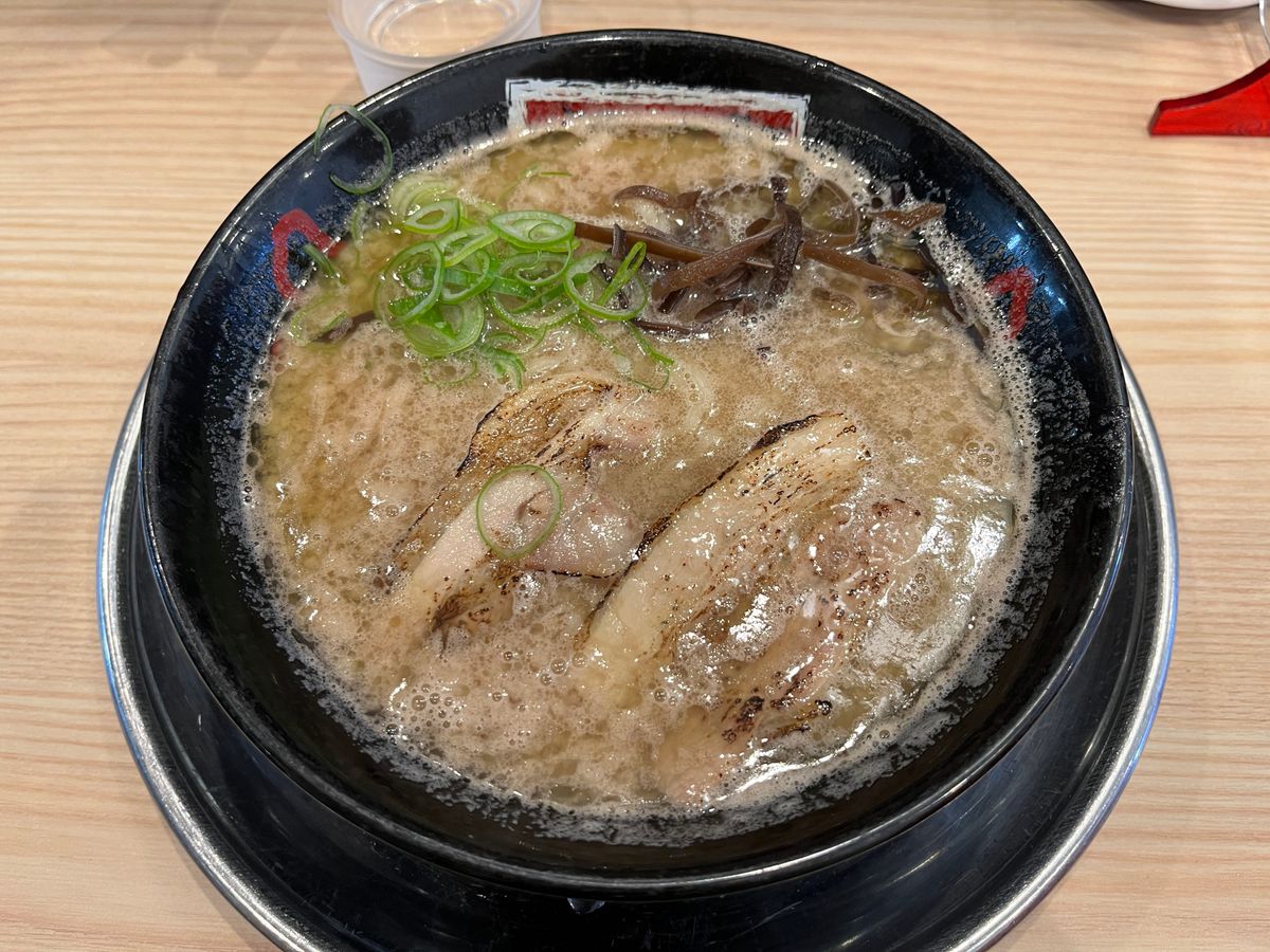 くーろんというラーメン屋さんでご飯🍚
