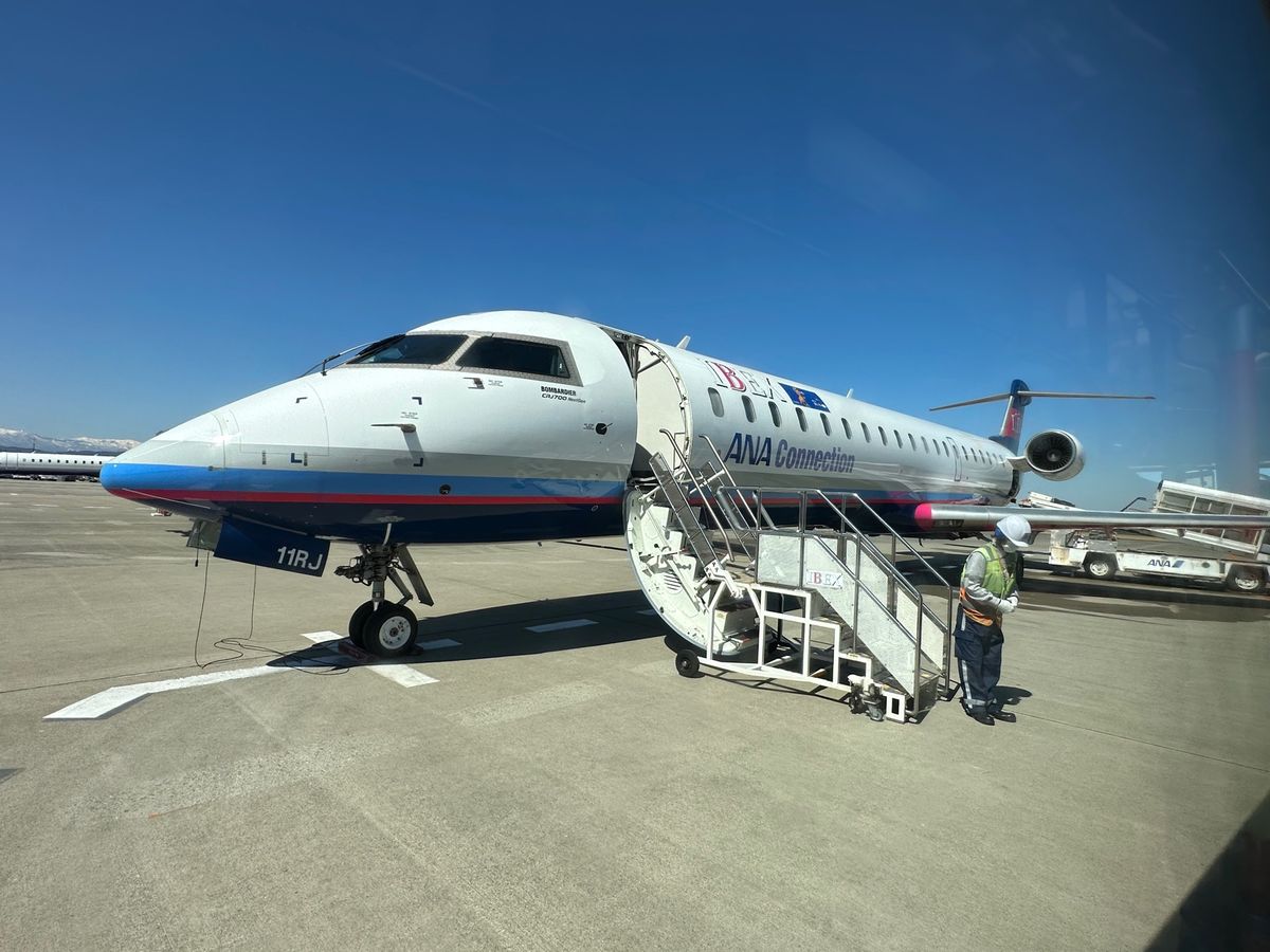 飛行機から見えた雪山！
スゴイ！
仙台についてまずははらこ飯