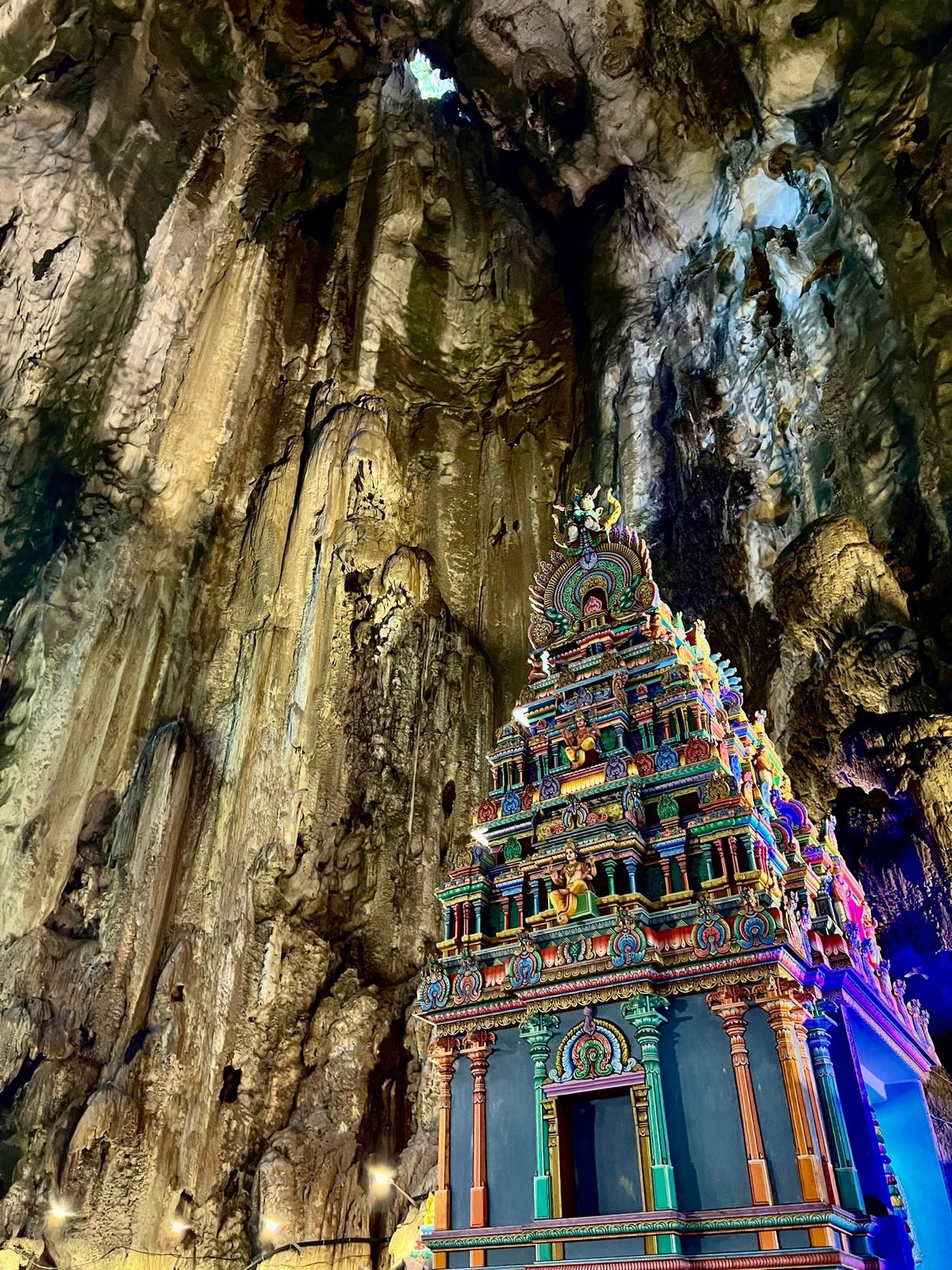 息子を訪ねてマレーシアに行ってきました！
クアラルンプールは世界で最も安く...