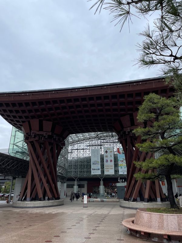 日本・金沢「加賀温泉郷 山代温泉」の写真：金沢 近江町市場