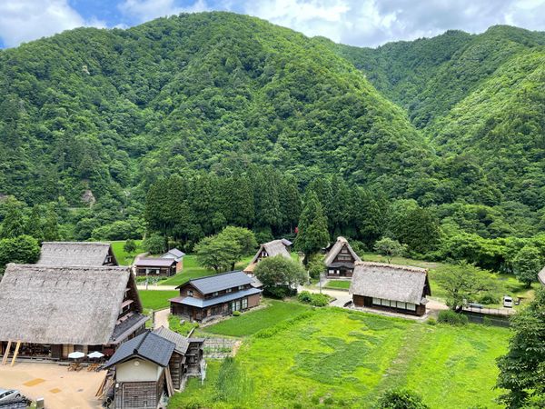 日本・石川県「富山～石川 温泉旅」の写真：五箇山 合掌造りの集落
