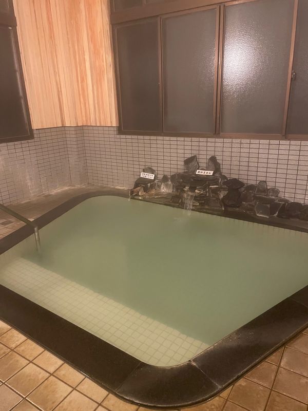 日本・佐渡島「佐渡島、松之山温泉」の写真：松之山温泉