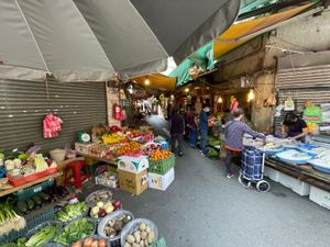 台北到着。今回の目的地は台北ではないのですが、ちょっと外の空気を。