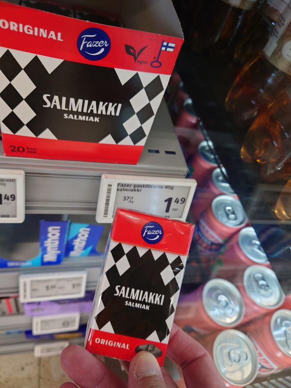 フィンランド・ヘルシンキ「Finland🇫🇮」の写真：世界一マズイと言われている飴🤣
実際不味...