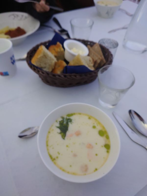 フィンランド・ヘルシンキ「Finland🇫🇮」の写真：サンタクロース村のIceレストランで食べ...