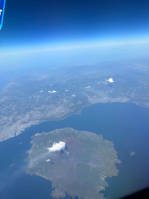 青い空と青い海
飛行機見るだけでもテンション上がる
