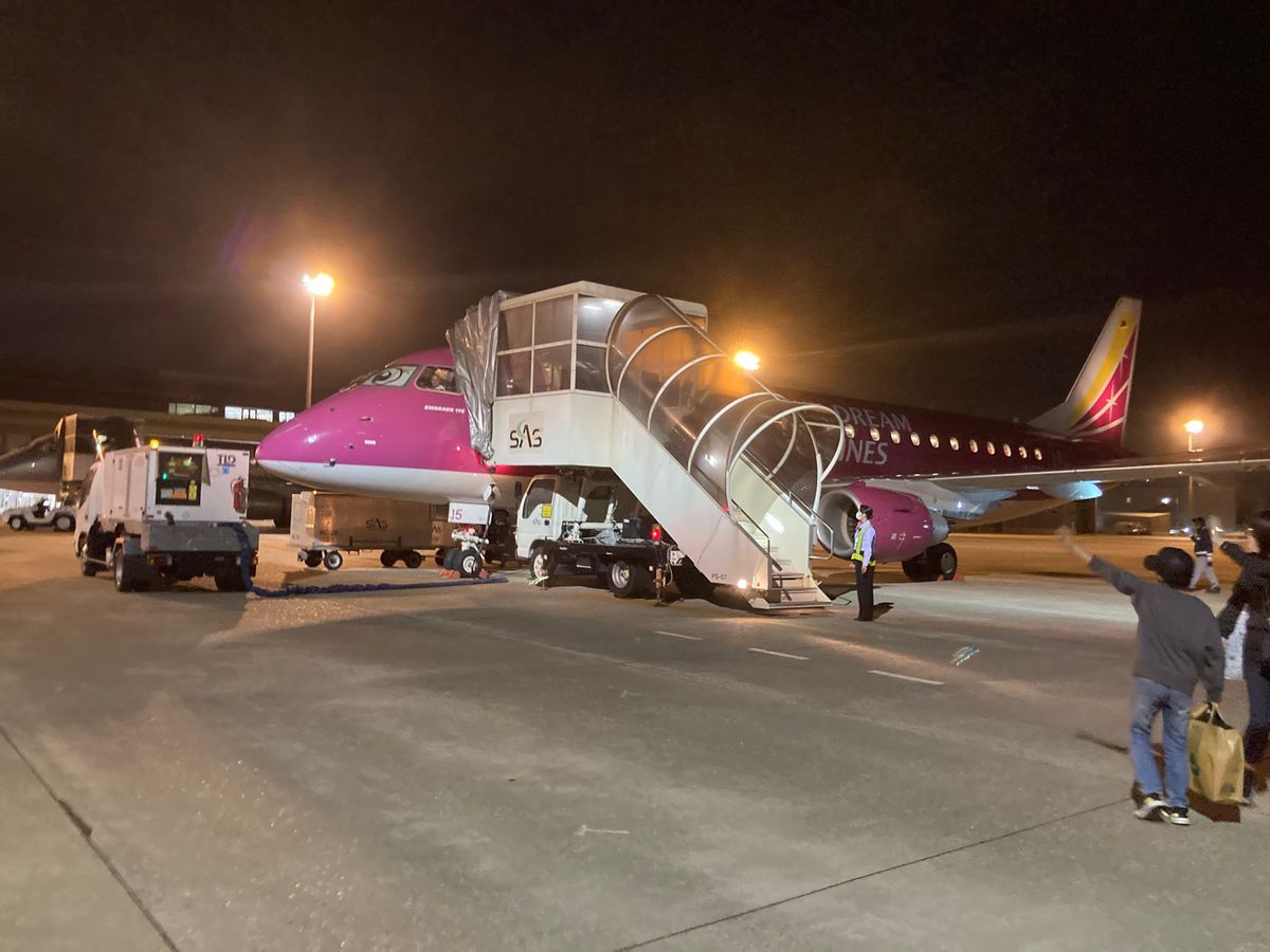 福岡国際空港で、たくさんの飛行機見た！楽しかった
