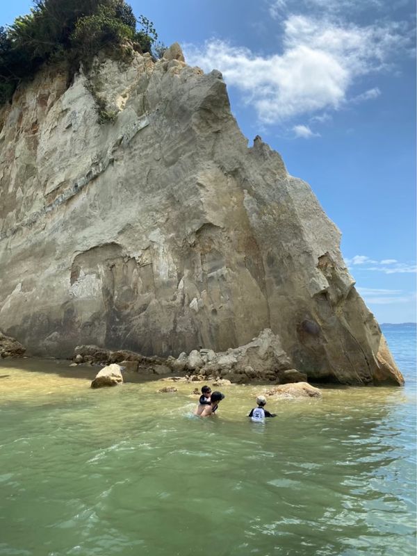 日本・石川県「能登半島キャンプ at 見附島」の写真：見附島まで渡ったー！
確か、片道1時間半...