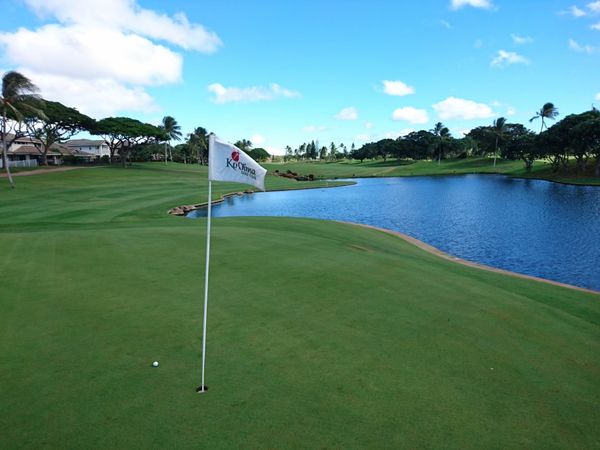 アメリカ(米国)・ワイキキ「年越し旅行 in ハワイ」の写真：コオリナの18番グリーン。
パーなら89...