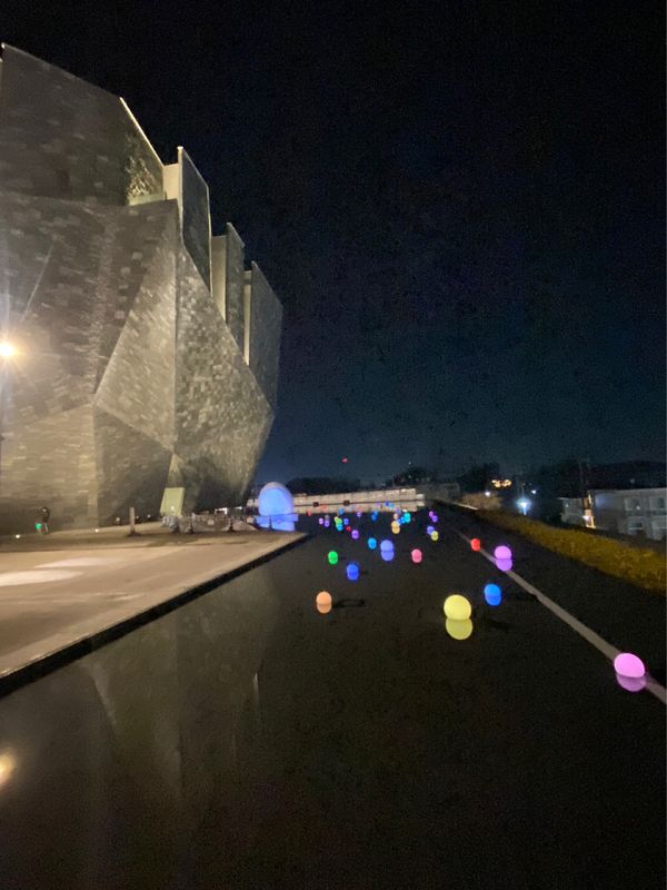 日本・東京都「クリスマス前の日本帰国」の写真：新しくできた所沢の観光スポットらしい。ホ...