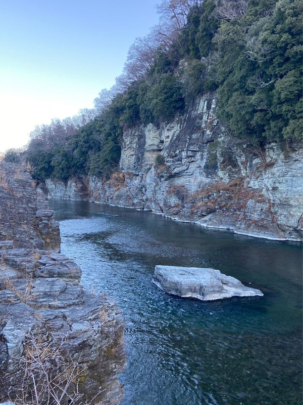 日本・東京都「クリスマス前の日本帰国」の写真：時期ハズレの長瀞に宿泊。閑散としてたけど...