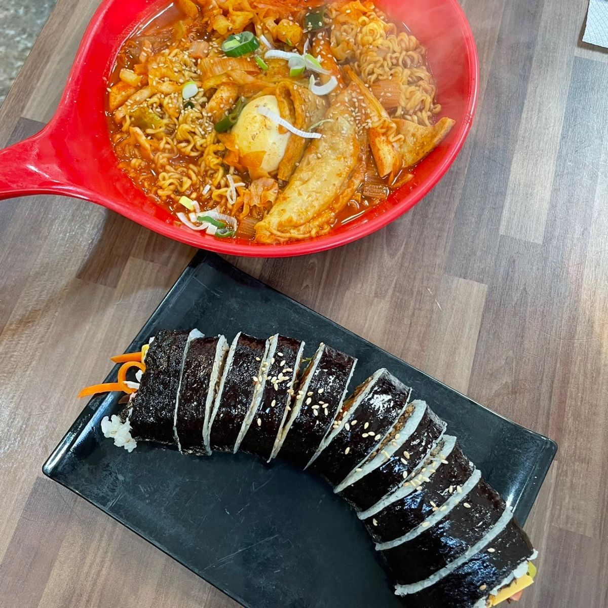 ３年ぶりなのと急に決まった旅なので、あまり新規開拓せず。
娘の行きたい所多...