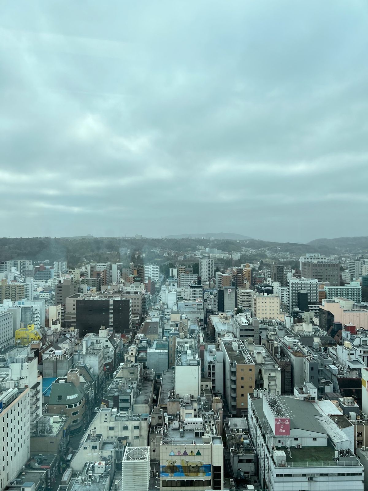 新幹線降りた瞬間の寒さ半端なかったー😭